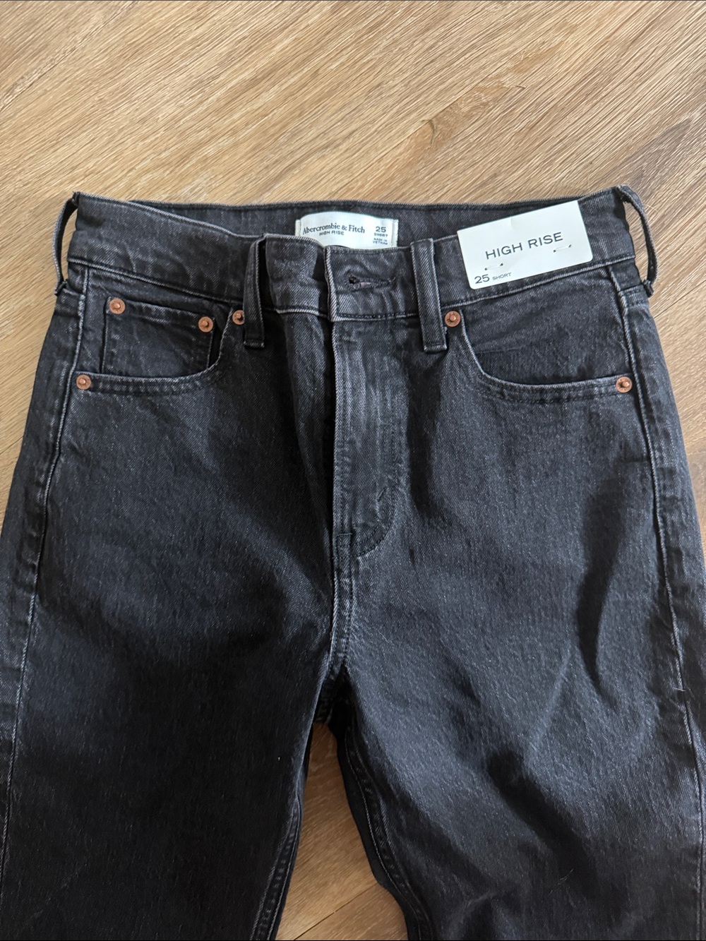 Abercrombie & Fitch High-Rise Black Womens Skinny Jeans